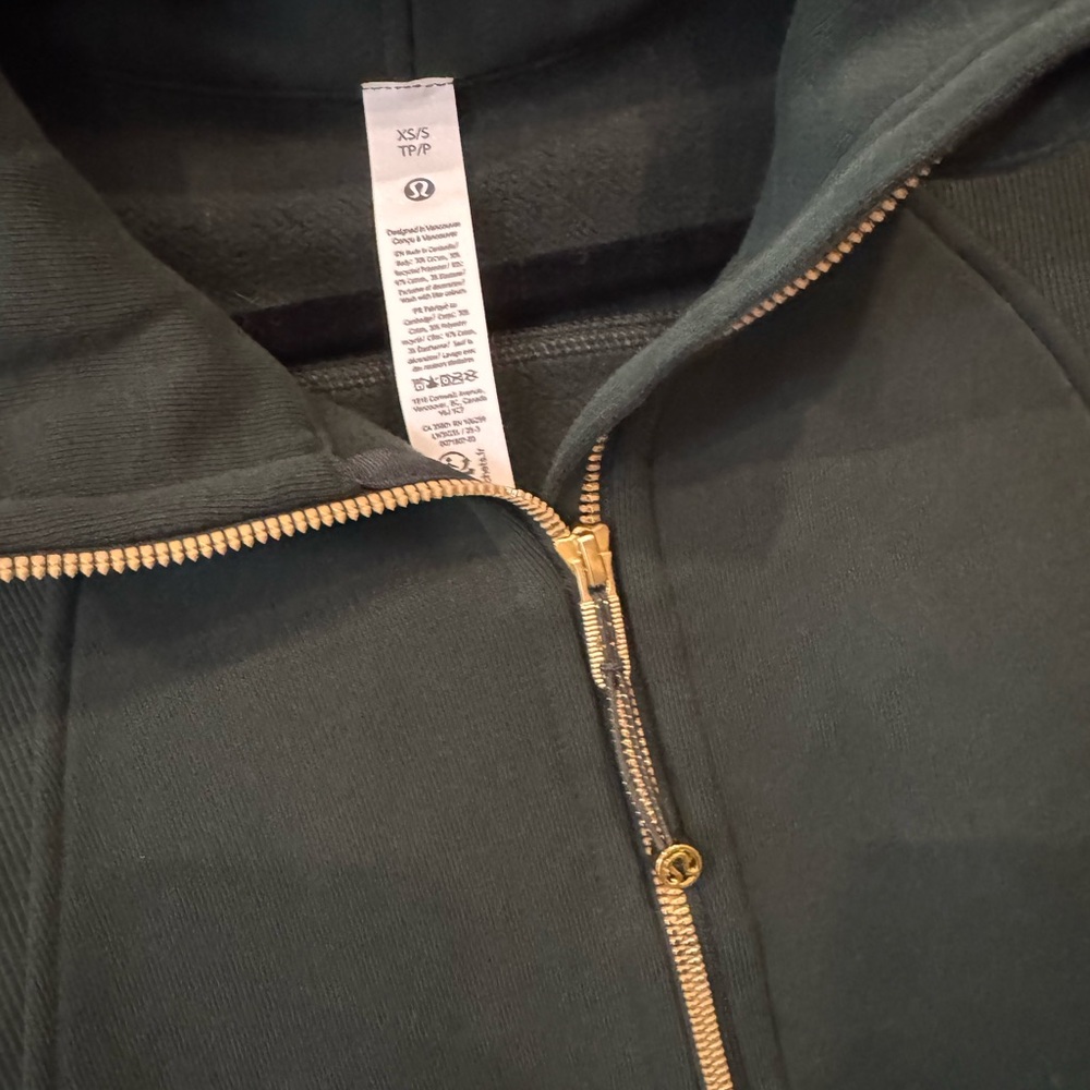 Lululemon Scuba Oversized Half-Zip Hoodie, size XS/S NWT! - Picture 2 of 3